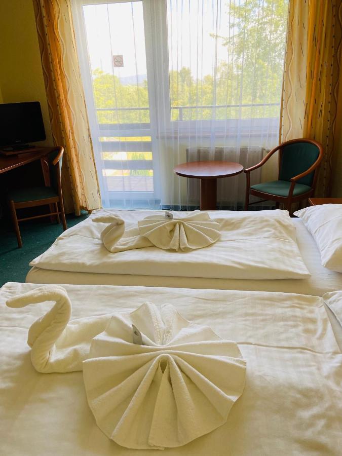 Garni Hotel Pyramida Cheb Eksteriør bilde